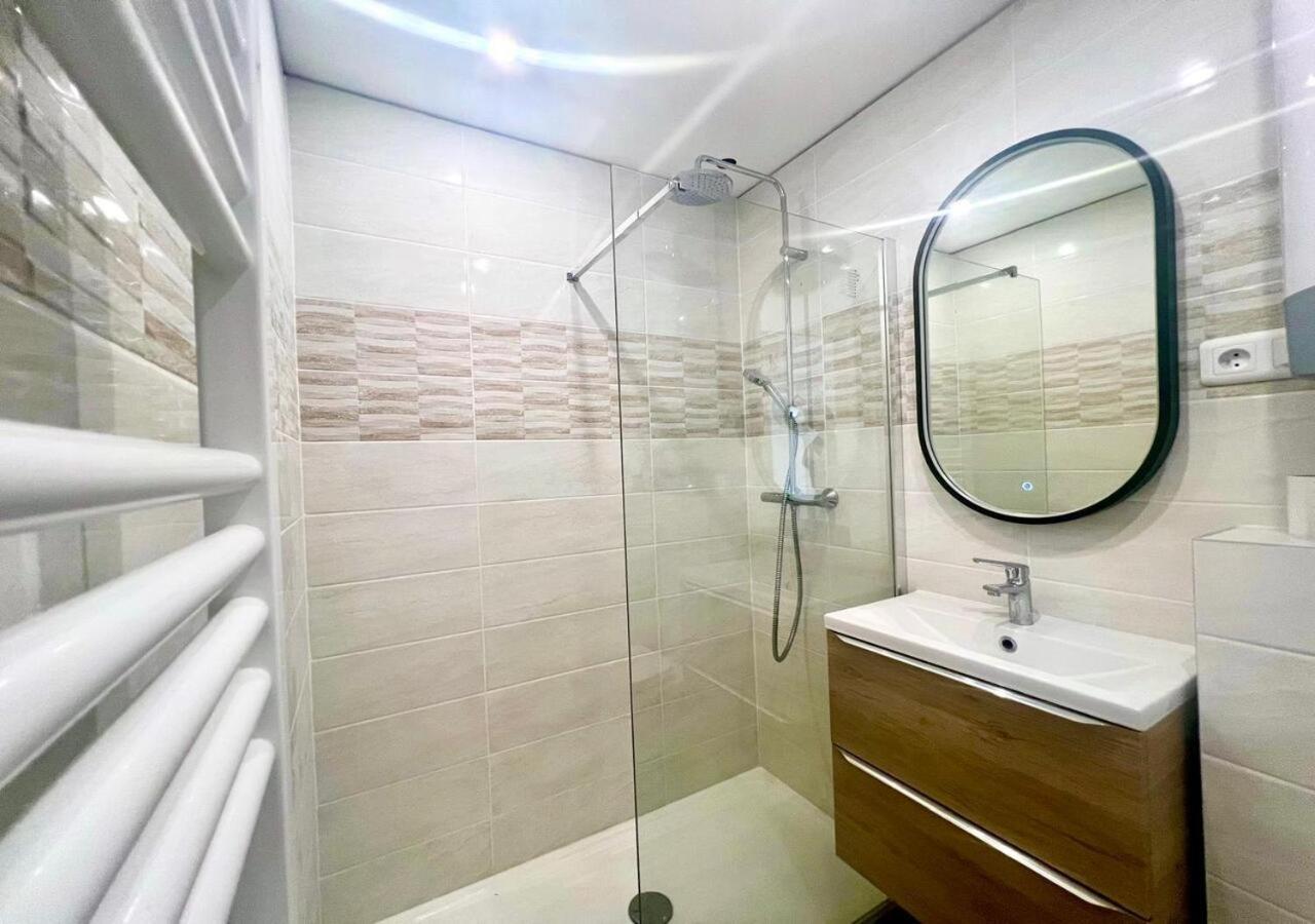 Studio Eclat Marine 3 Etoiles - Vue Mer - Parking-Clim-Plage A 20 Metres - Capitalchic Services Saint-Aygulf Fréjus Εξωτερικό φωτογραφία
